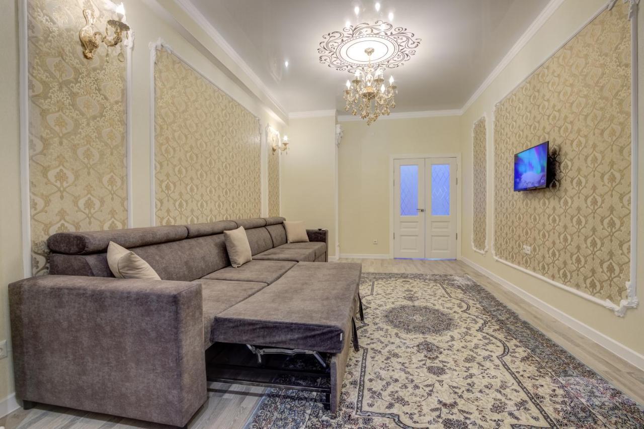 2-Ком Квартира Appartement Bisjkek Buitenkant foto